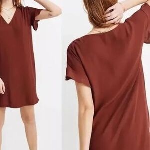 Madewell Novel short sleeve mini shift dress in a rusted burgundy/rust color